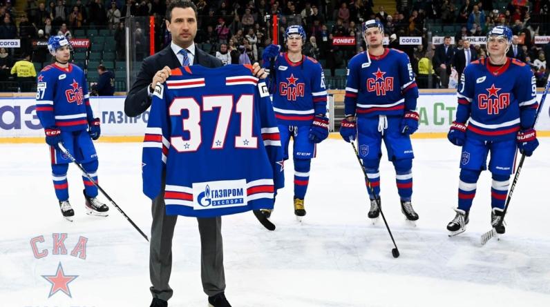 10 генменеджеров КХЛ отдали СКА Кубок Гагарина