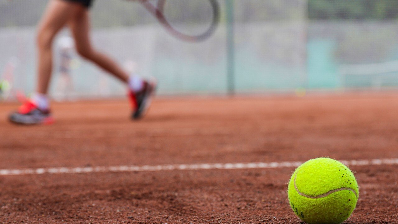 16-летняя россиянка Лютова выиграла дебютный турнир WTA в Мемфисе