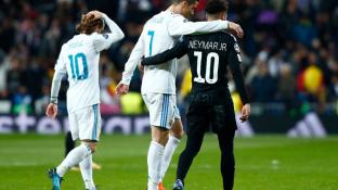 Роналду и Неймар не попали в «Команду года» FIFA 22
