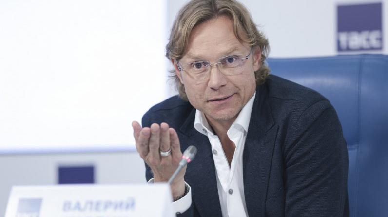 Жена Карпина не исключила возвращение мужа на пост главного тренера «Спартака»