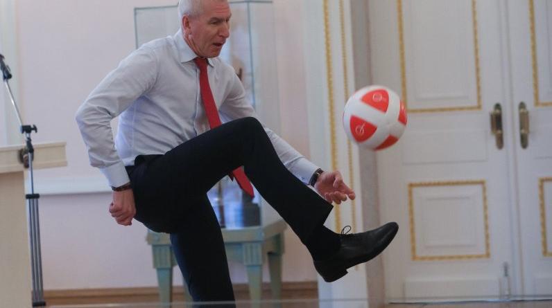 Министр спорта Матыцин сдал положительный тест на коронавирус