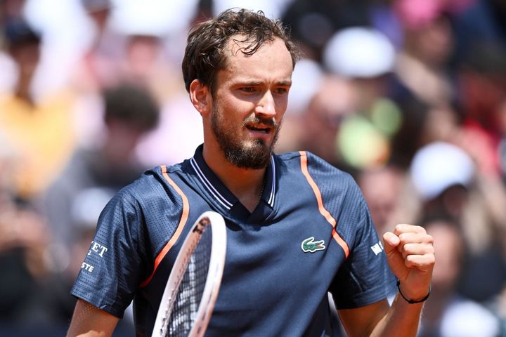 Даниил Медведев прошел в четвертый круг грунтового турнира в Риме