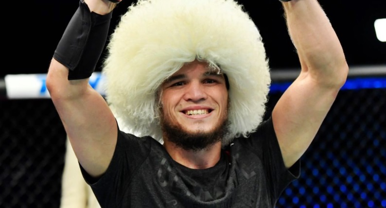 Хабиб об Умаре: «Провели серьезные переговоры. Скоро он будет в главном бою UFC»