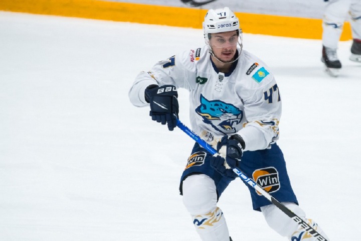 «Амур» подписал контракт с Иваном Мищенко на один сезон