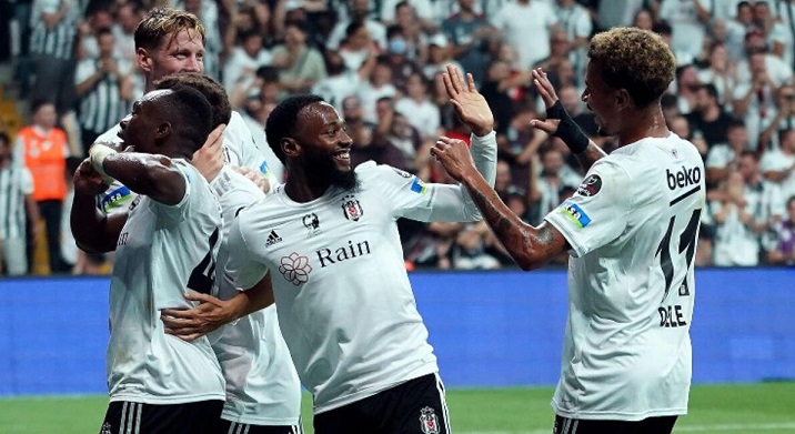 «Бешикташ» предлагает Кузяеву контракт по схеме «2+1»