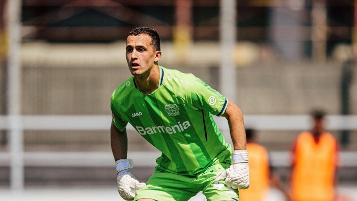 Лунев тренируется на базе «Зенита» Лунев тренируется на базе «Зенита»