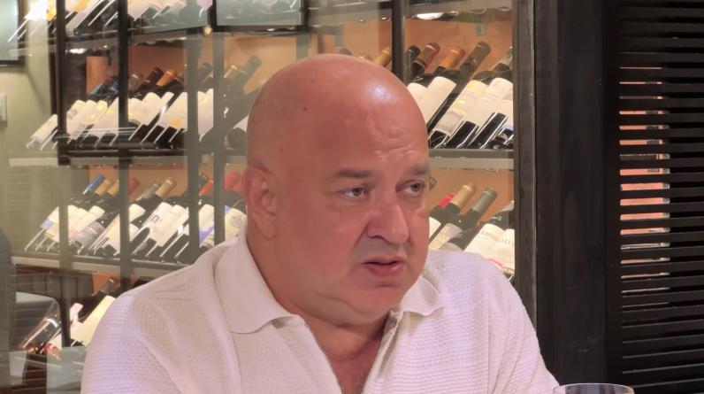 Агент Селюк: «Нравится, что если уйдет Абаскаль, то Каттани – вместе с ним»