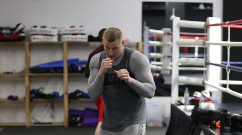 «Американская публика будет свистеть». Боец из России готов к UFC 277