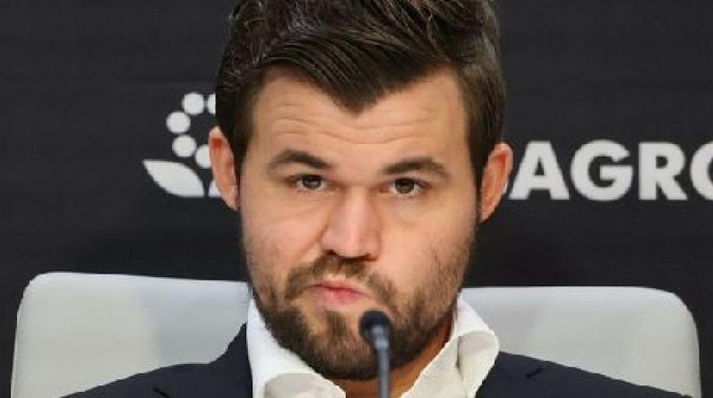 «Анальний читер» Ниманн требует от Карлсена 100 миллионов долларов за ущерб репутации