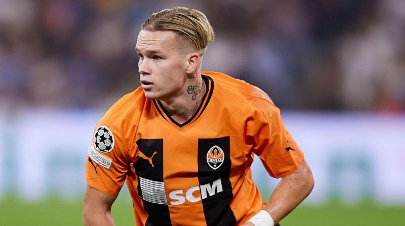 «Арсенал» предложил бешеную сумму за Мудрика. Вингер умоляет о трансфере в соцсетях