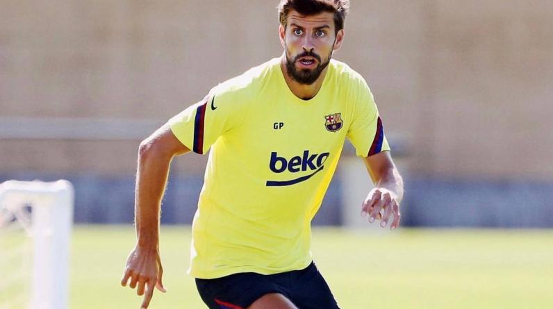 «Барса» уже нашла замену Пике. Каталонцы уведут защитника у бывшего тренера