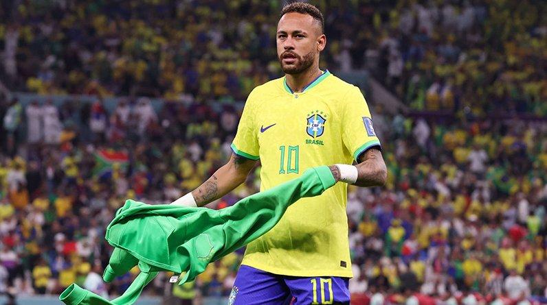 Неймар тренировался впервые после травмы. Сыграет ли форвард в 1/8 против Южной Кореи?