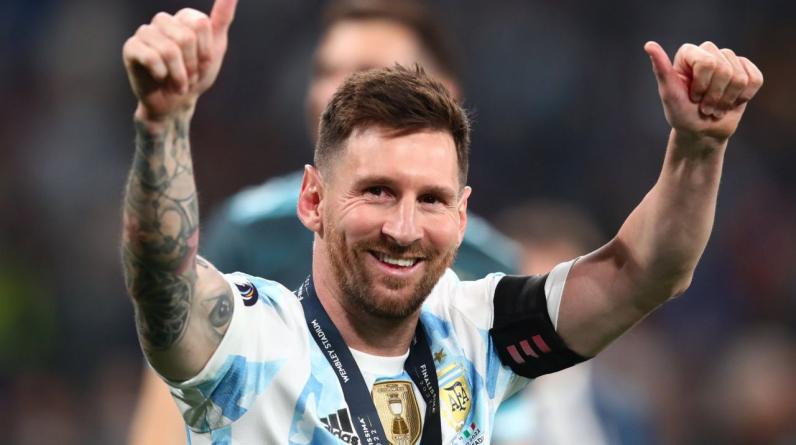 «Человек, который проиграл Саудовской Аравии». А как еще болельщики описывают Месси?