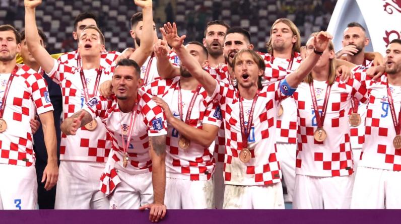 Дуймович похвалил игру защитника «Зенита» Ловрена на ЧМ и сравнил его с самим Модричем