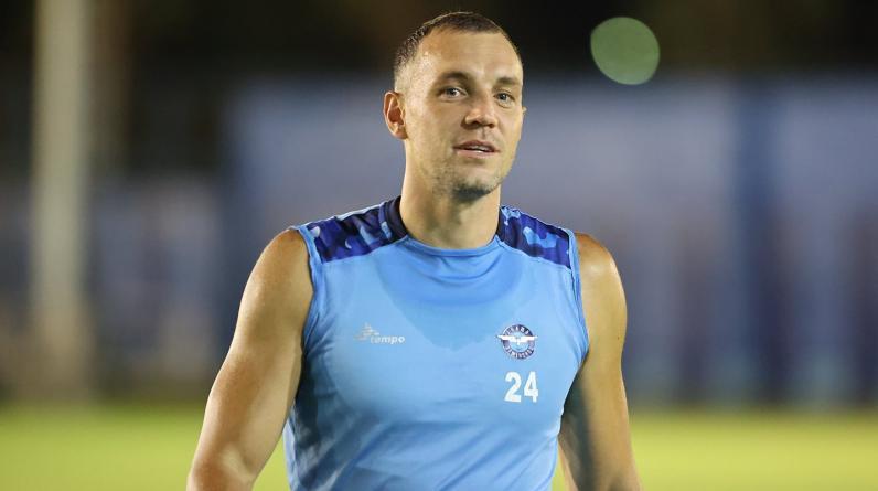 «Дзюба пригодился бы «Локомотиву». В России ждут Артема обратно