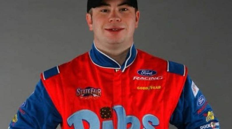 Экс-гонщика NASCAR зарезали на заправке в Калифорнии