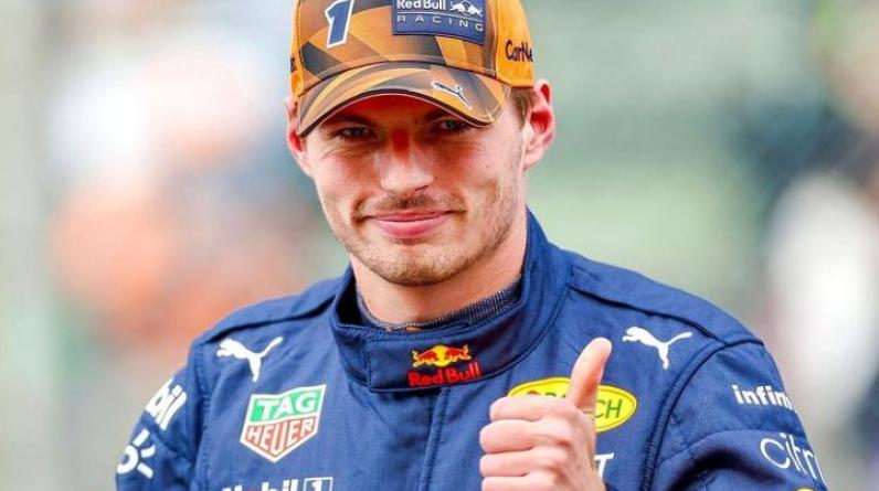 Ферстаппен досрочно оформил второй титул благодаря штрафу Леклера. Итоги Гран-при Японии