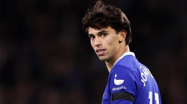 «Адьос, Жоау». «Фулхэм» жестко затроллил Феликса после удаления в дебютном матче АПЛ