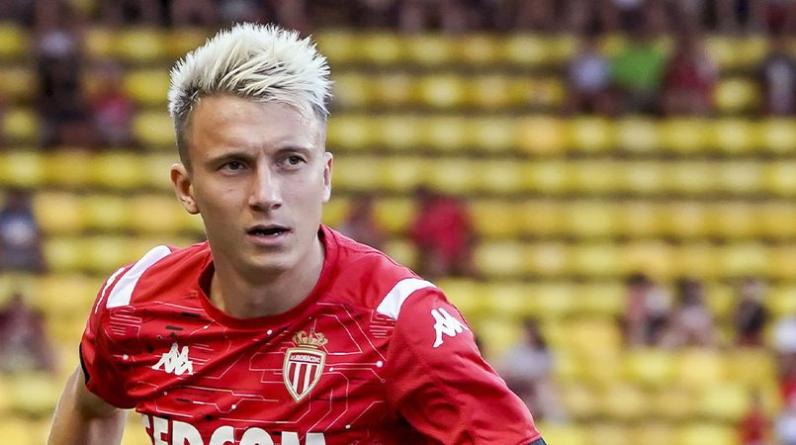 Головин хочет уйти в АПЛ. Его агент уверен, что Александр до сих пор не там из-за нелюбви к России