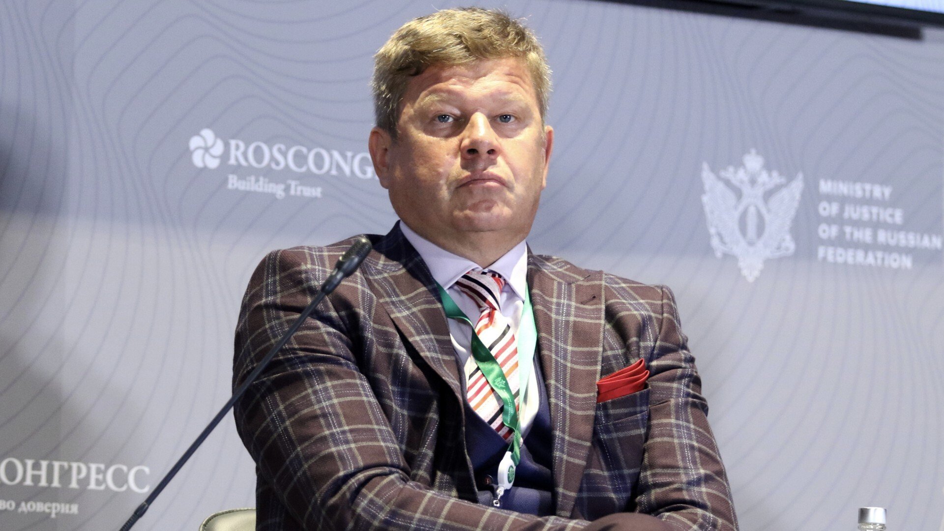 Губерниев — о разборках в 90-е: «Дали какую-то здоровую штуку и сказали: «Беги, дерись»