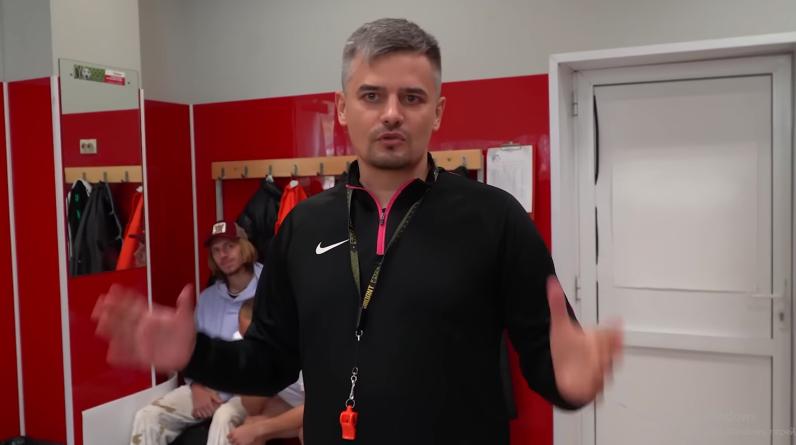 Играл в Хорватии, учил английскому онлайн, брал за тренировки 5000 рублей. Кто возглавил «Амкал»