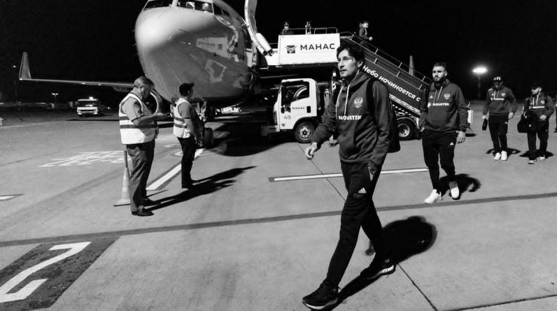 Игроков сборной России при пересечении границы спросили о мобилизации