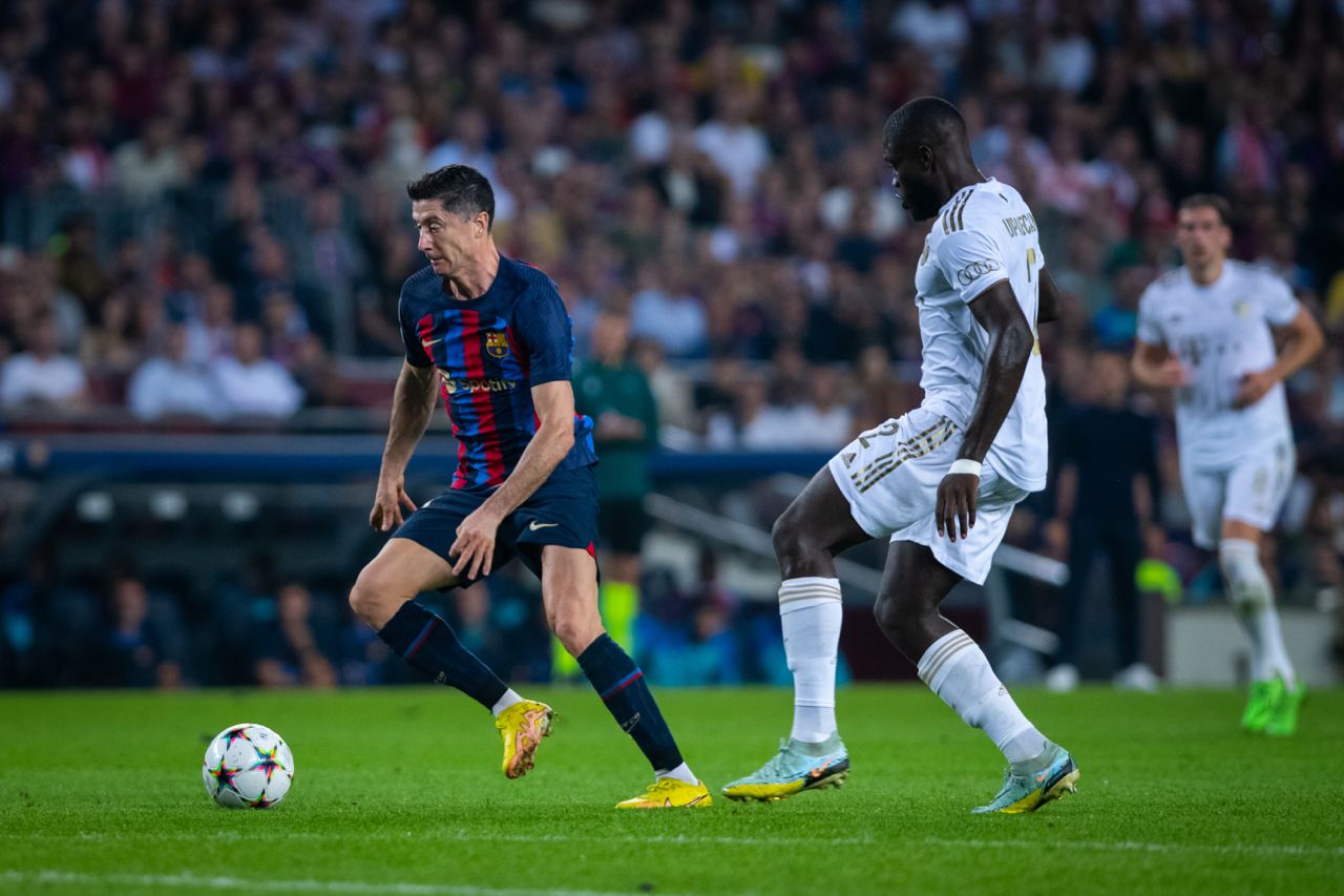 Роберт Левандовский в матче «Бавария» – «Барселона»