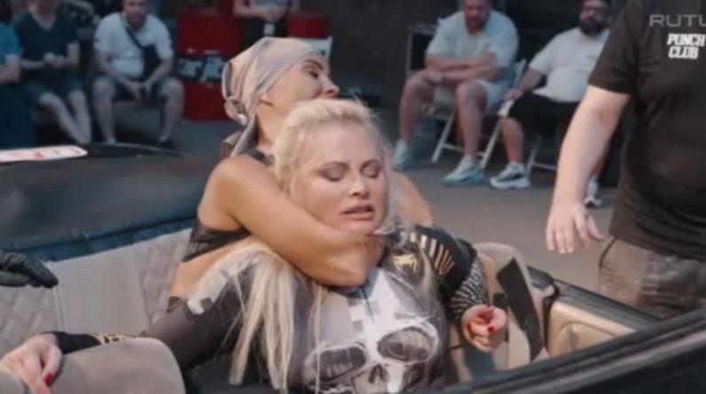 «Я – королева ММА!» Елена Беркова задушила Дану Борисову в салоне автомобиля