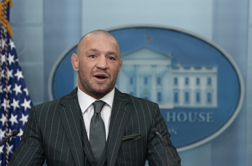 Chris Kleponis - CNP/Consolidated News Photos