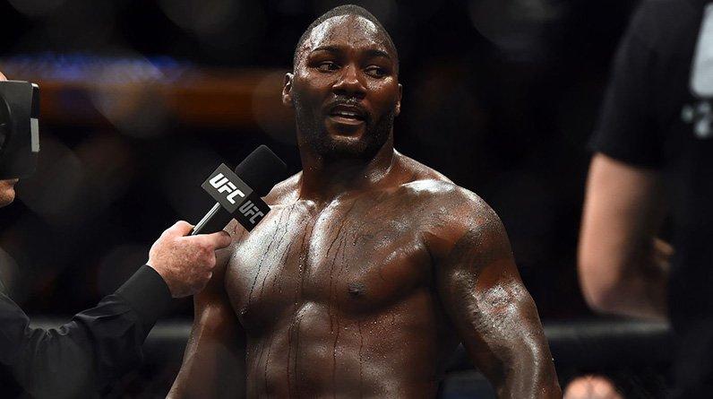 Легендарный боец UFC умер в возрасте 38 лет из-за редкого заболевания иммунной системы