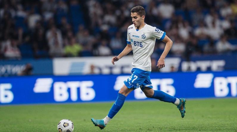 «Милан» опроверг интерес к Арсену Захаряну