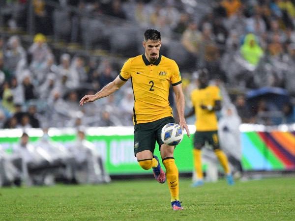 Милош Дегенек