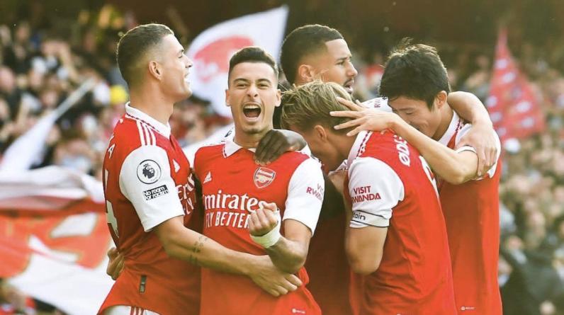 «Наполи» и «Арсенал» в топ-1, 700 голов Роналду, огненное южное дерби. 11 главных матчей дня