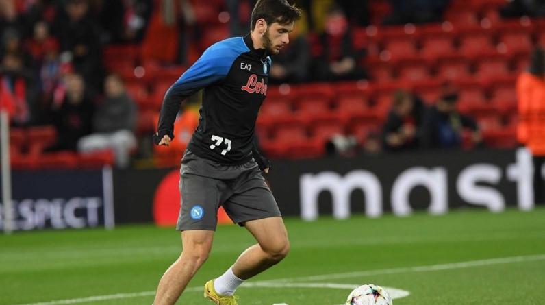 «Наполи» ведет переговоры с Хвичей о новом контракте? Ответили в клубе