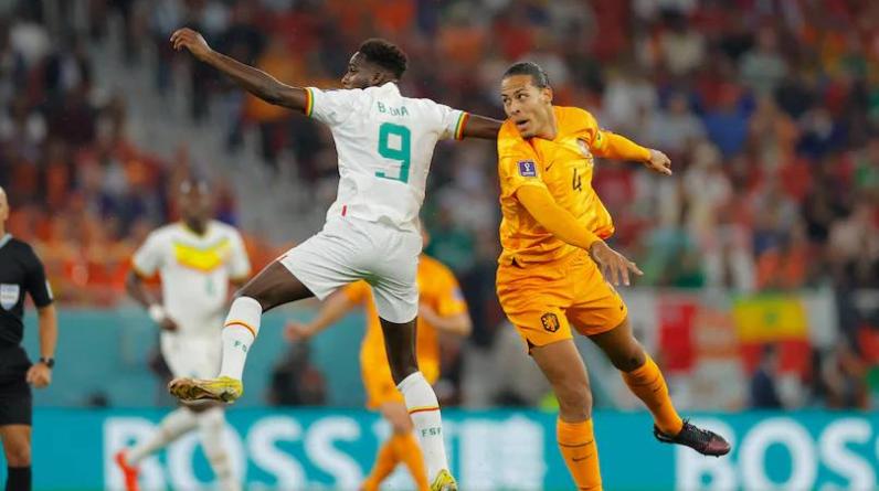 Капитан ПСВ принес голландцам победу над Сенегалом. А африканцы потеряли еще двух лидеров