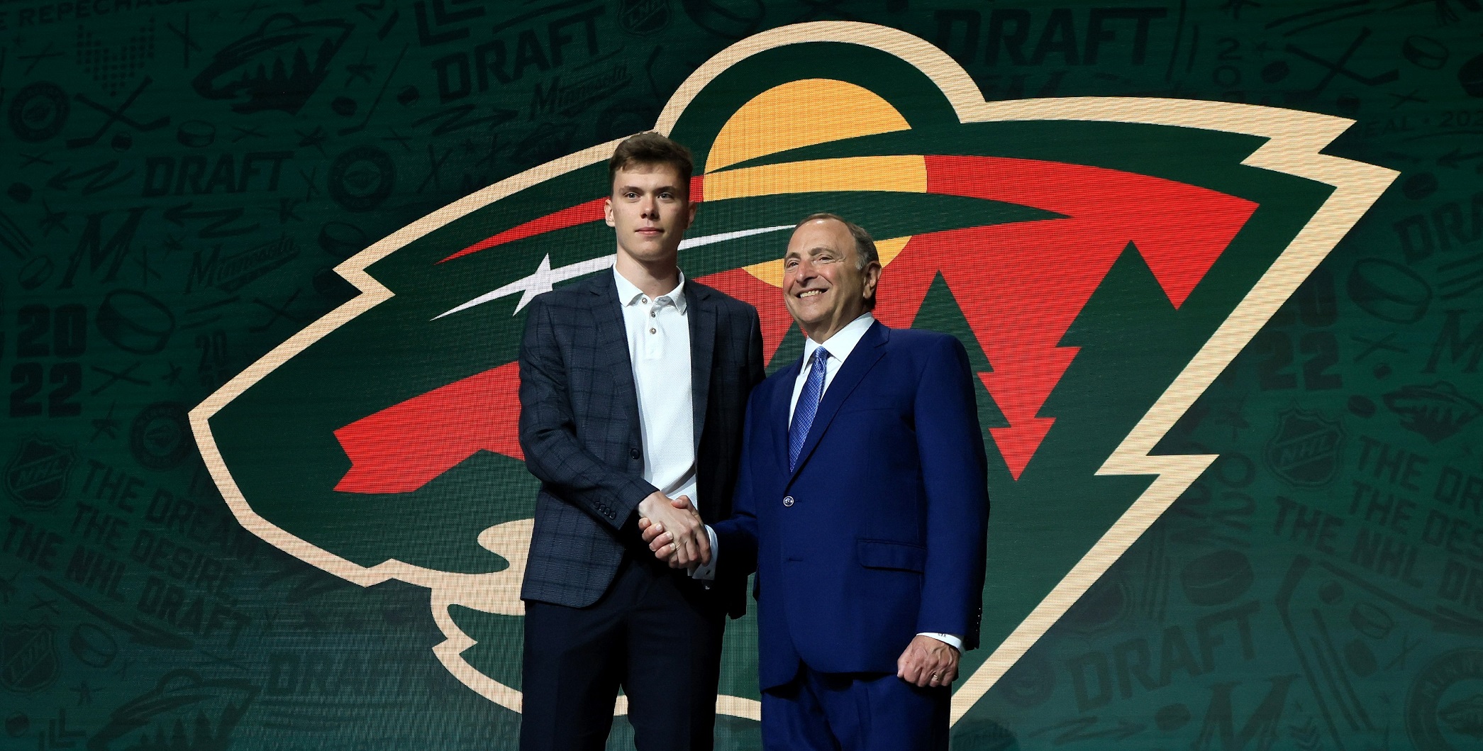 – официальный твиттер «Миннесоты» @mnwild
