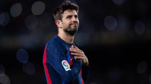 Отказ от пенальти, стоячая овация «Камп Ноу». Как прошло прощание Пике с «Барселоной» и футболом