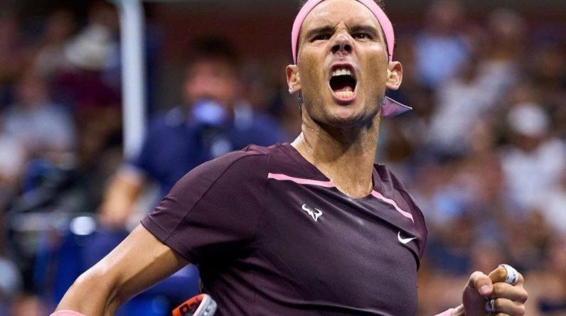 «Оторвался от мира»: Надаль травмировал нос ракеткой на US Open. Рублев вышел в следующий круг