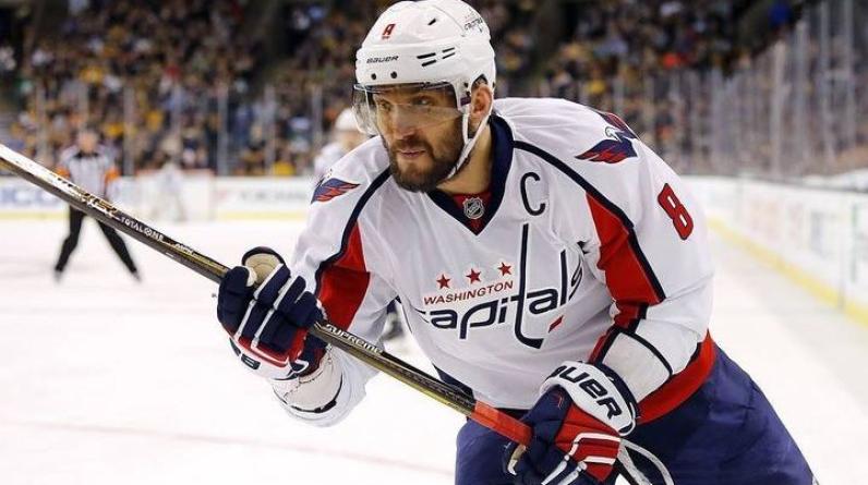 Овечкин забросил первую шайбу в новом сезоне. Он вошел в топ-20 лучших бомбардиров в истории Лиги