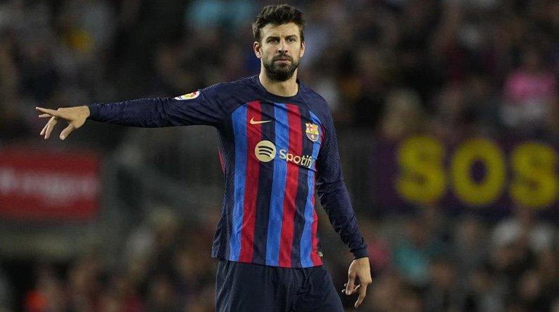 Пике объявил об уходе из футбола. В субботу защитник «Барсы» проведет последний матч на «Камп Ноу»