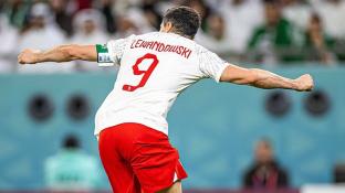 Гол и ассист Левандовского успокоили Саудовскую Аравию: Польша вышла в лидеры группы C