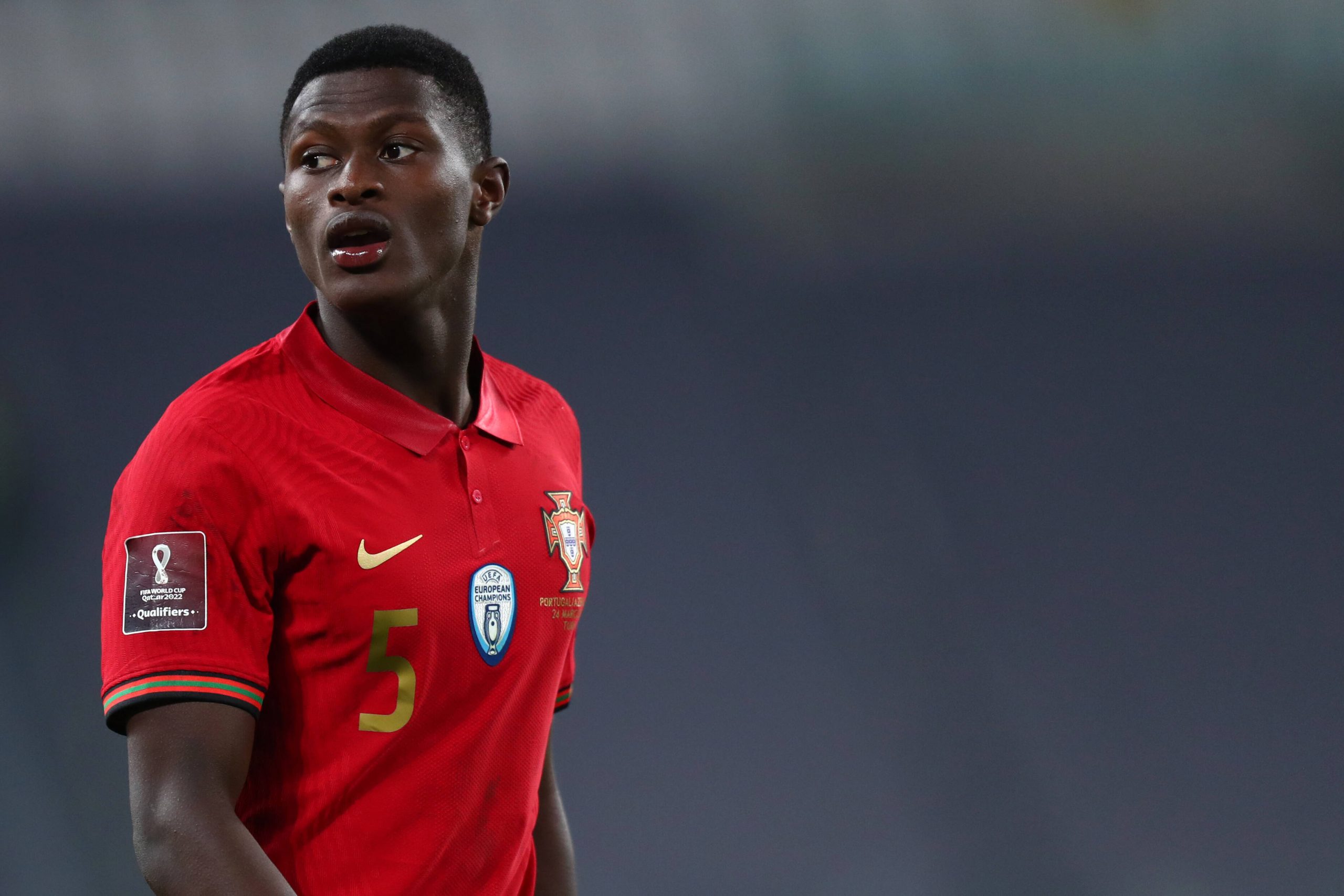 Нуну Мендеш