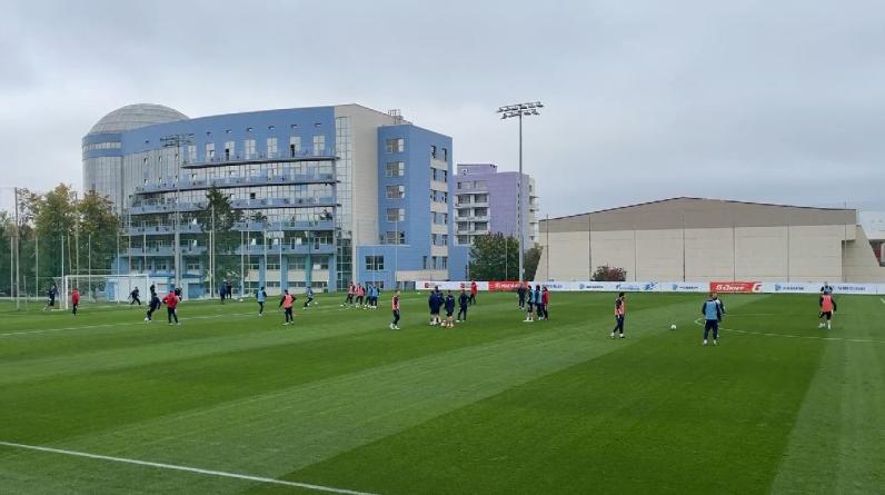 Сборная России перед вылетом в Киргизию провела тренировку в полном составе