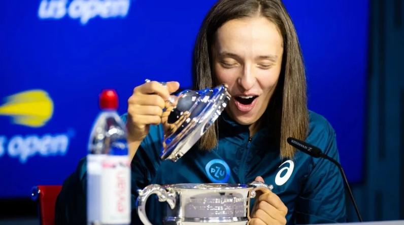 «Сейчас она мне не очень нравится». Швёнтек выиграла US Open и разозлила соперницу