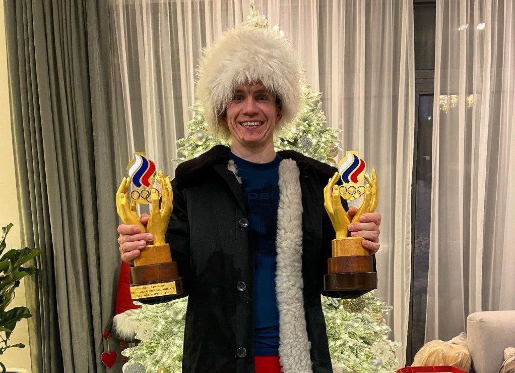 Александр Большунов