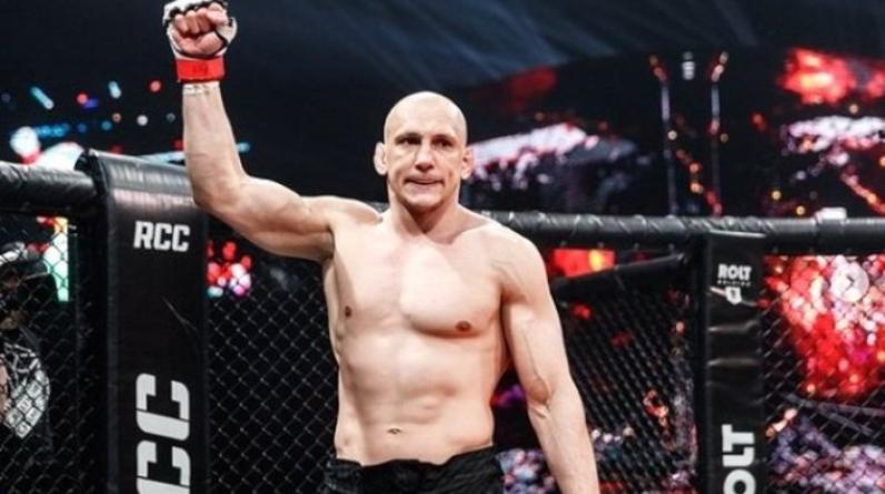 «Слишком предвзятое отношение у Сан Саныча». Василевский ответил на выпад Карелина про вред ММА