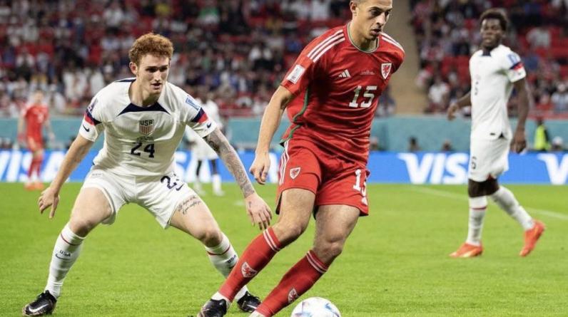 Бэйл спас Уэльс в игре с американцами. За США забил сын обладателя «ЗМ»-1995