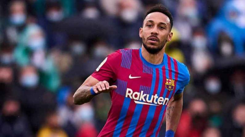 Трансфер Обамеянга в «Челси» может сорваться из-за грабителей. Игроку сломали челюсть