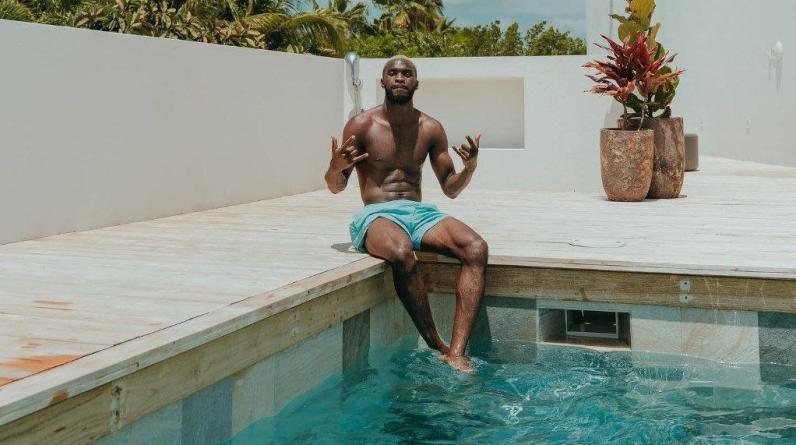 Вебкам-сайт позвал Фикайо Томори комментировать ЧМ за 240 тысяч евро. Его не взяли в сборную Англии