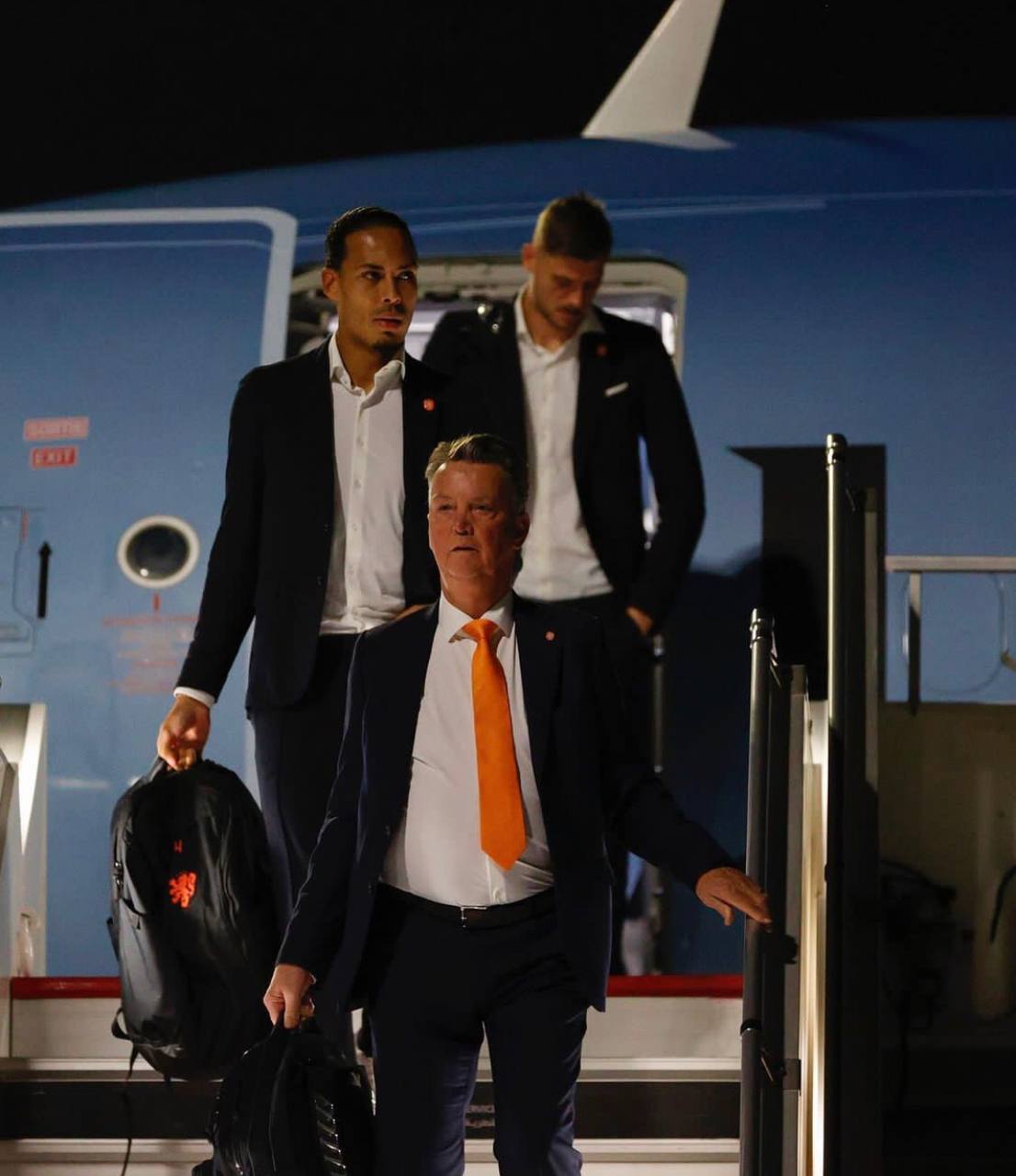 Ван Гал прибывает на ЧМ